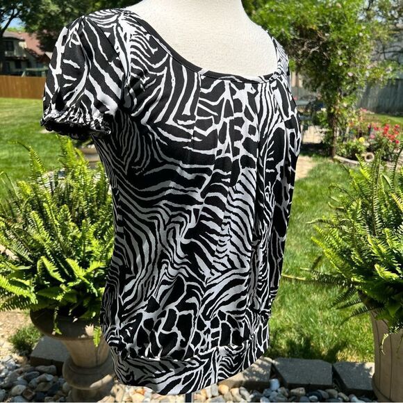 BYER CALIFORNIA Black & White Print Top Stretchy size Large - Picture 2 of 6